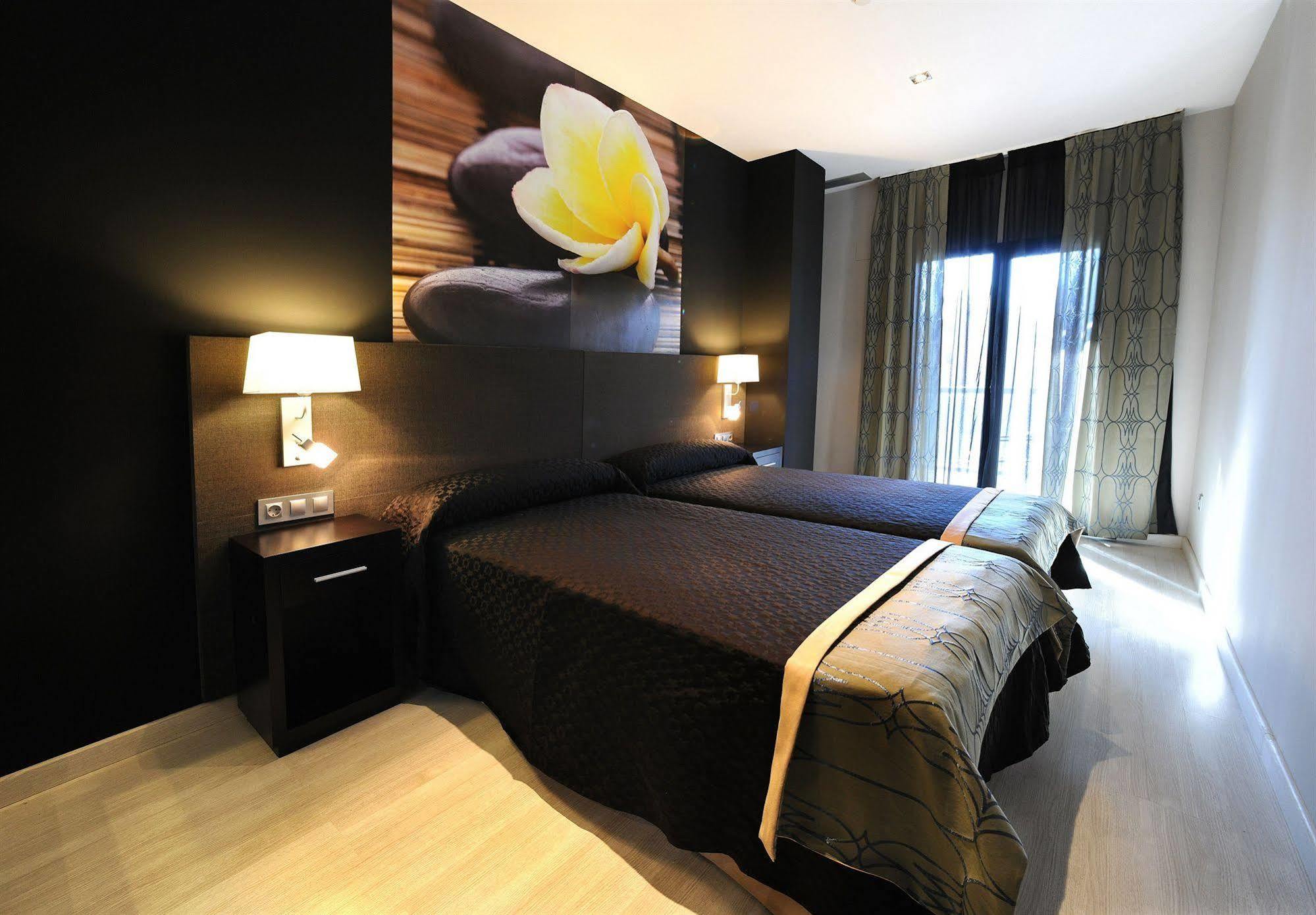 Leo Deluxe Punta Umbria (Adults Only) Appartement Buitenkant foto