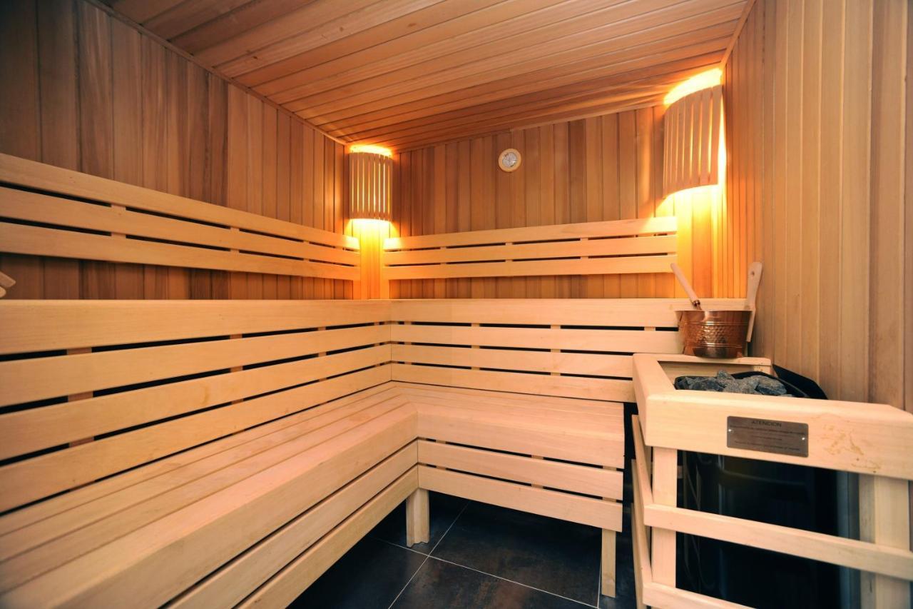 Leo Deluxe Punta Umbria (Adults Only) Appartement Buitenkant foto