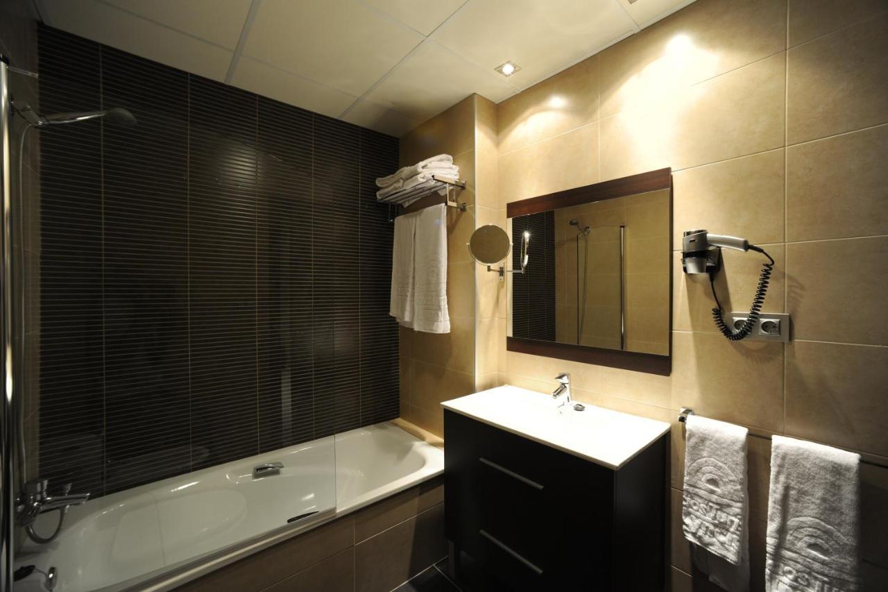 Leo Deluxe Punta Umbria (Adults Only) Appartement Buitenkant foto