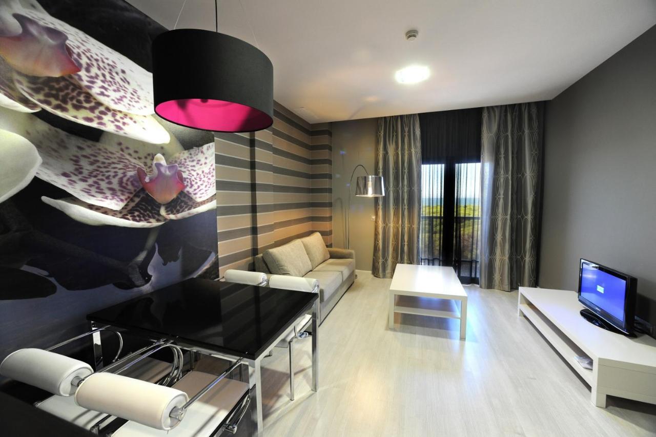 Leo Deluxe Punta Umbria (Adults Only) Appartement Buitenkant foto